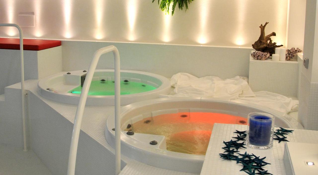 Hotel Orly Cesenatico Eksteriør bilde