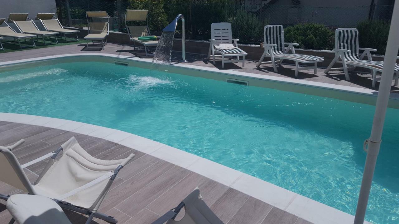 Hotel Orly Cesenatico Eksteriør bilde